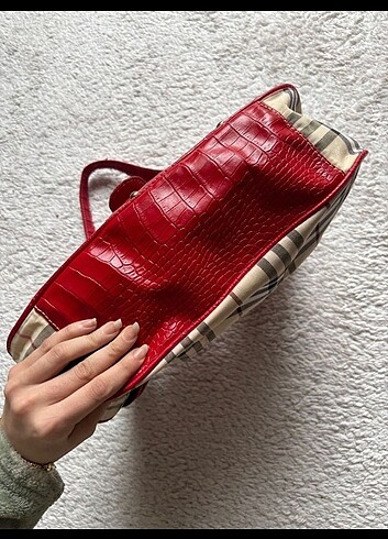 Beden kırmızı Renk vintage y2k burberry kanvas deri çanta