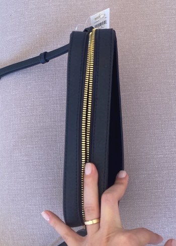 Michael Kors Zincir Detaylı Siyah Çapraz Çanta - Görsel 5