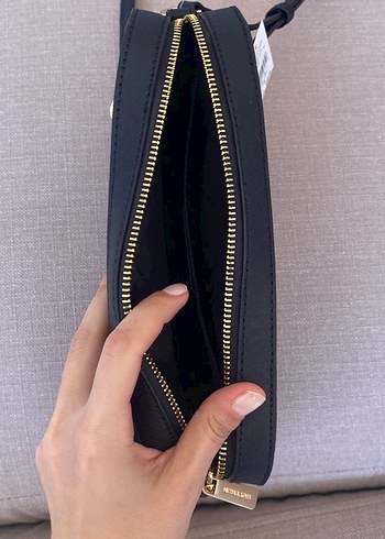 Michael Kors Zincir Detaylı Siyah Çapraz Çanta - Görsel 3