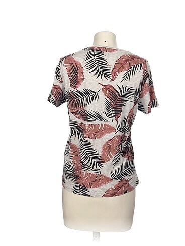 s Beden Colin's T-shirt %70 İndirimli.