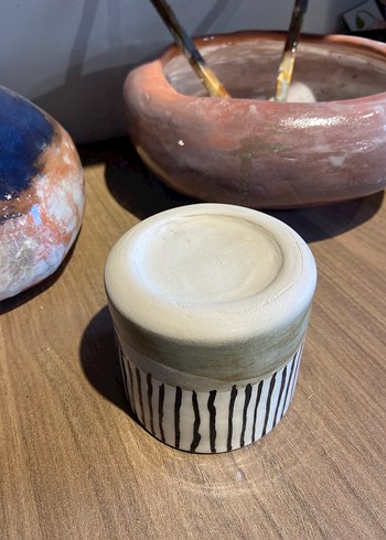  Beden El Yapımı Seramik Minimal Çizgili Saksı - Lena Studio