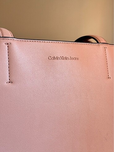 Beden Calvin Klein tote çanta