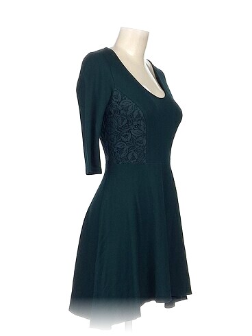 Vintage Love PreLoved Kısa Elbise %70 İndirimli.
