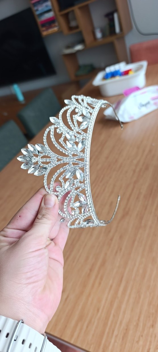 Parlak Beyaz Payetli Gelin Tacı - Görsel 2