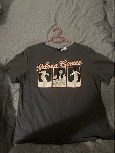 Selena Gomez t-shirt