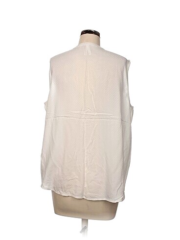 xl Beden Defacto Bluz %70 İndirimli.