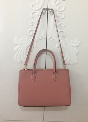 Çok kullanışlı pembe çanta