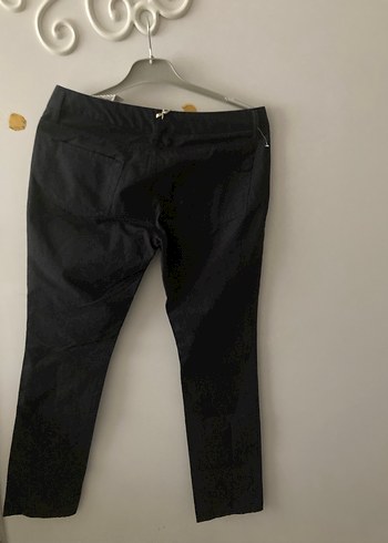Erkek Siyah Baskılı Kemerli Denim Pantolon - Görsel 2