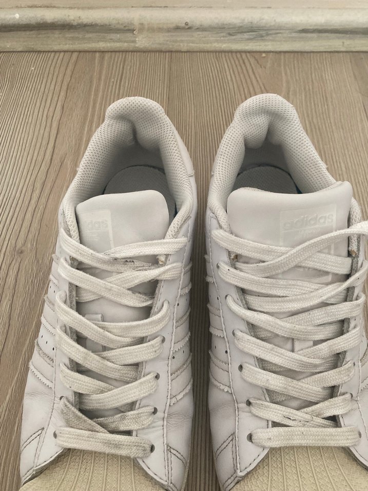 Adidas Beyaz Düşük Bilekli Sneaker — görsel 3/6