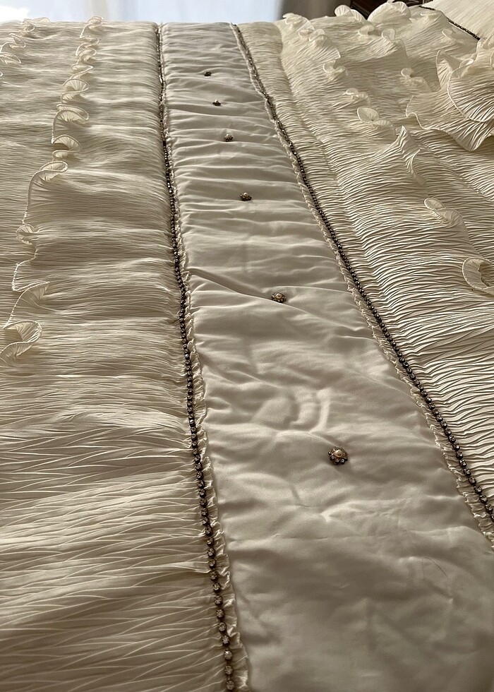 BEYAZ YATAK ÖRTÜSÜ - Görsel 4