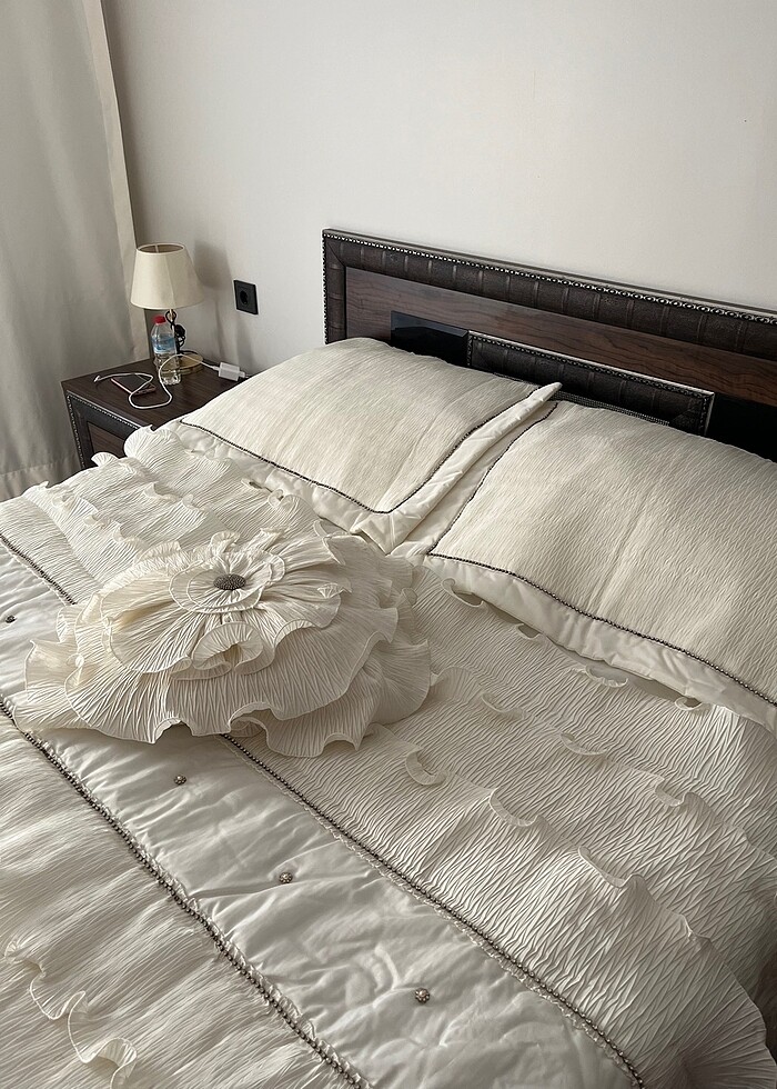 BEYAZ YATAK ÖRTÜSÜ - Görsel 5