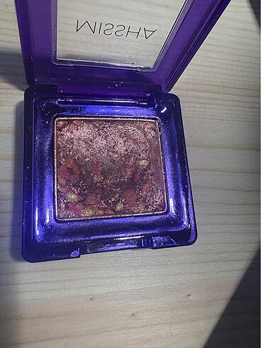 Beden MISSHA Glitter Prism Metal 01 ışıltılı göz farı