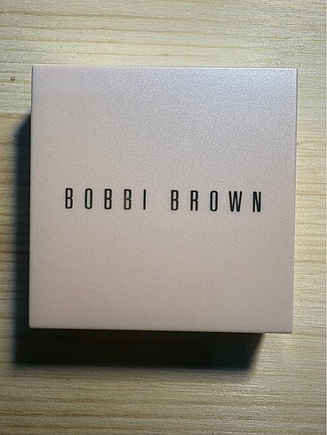 Bobbi Brown BOBBI BROWN 0 AYDINLATICI | HIGHLIGHTER ? HIGHLIGHTING POWDER AY