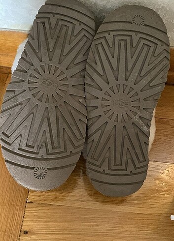 37 Beden camel Renk Orijinal Ugg
