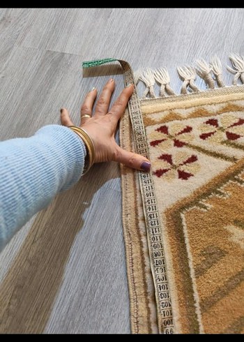 Bej Nakışlı Geleneksel Halı antika kök boya - Görsel 4