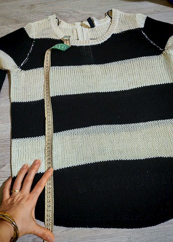 h&m Kadın Siyah-Beyaz Çizgili Kısa Örgü Kazak - Görsel 7