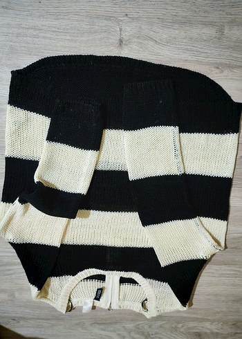 h&m Kadın Siyah-Beyaz Çizgili Kısa Örgü Kazak - Görsel 5