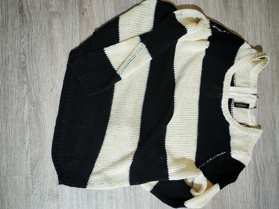 h&m Kadın Siyah-Beyaz Çizgili Kısa Örgü Kazak - Görsel 2