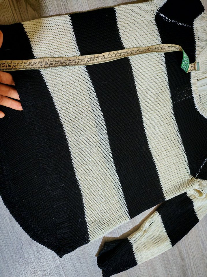 h&m Kadın Siyah-Beyaz Çizgili Kısa Örgü Kazak - Görsel 3