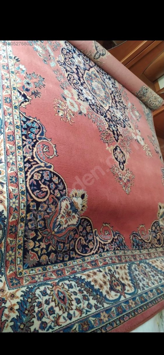 Koyu Pembe Desenli Klasik Halı - Görsel 3