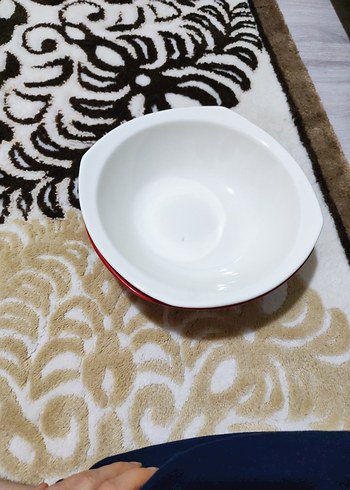 Kırmızı ve Beyaz Plastik Tabak Seti - Görsel 4