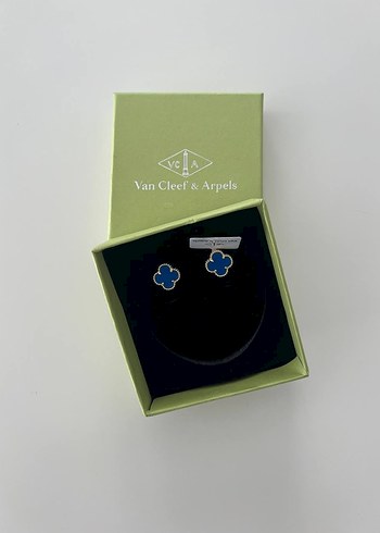 Van Cleef & Arpels Mavi Erkek Küpe