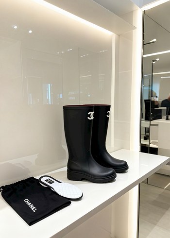 Chanel 40