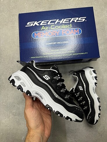 Skechers