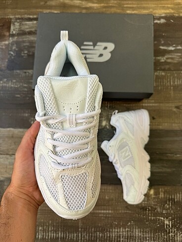 New Balance New Balance 530 Triple White