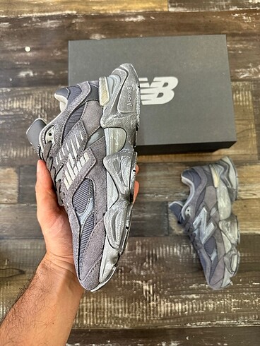 42 Beden New Balance 9060 Magnet