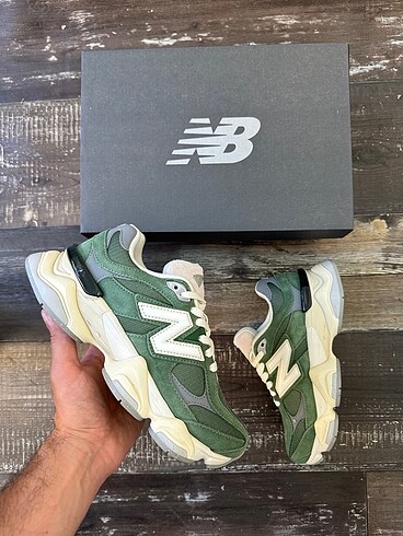 New Balance 9060 Nori Green