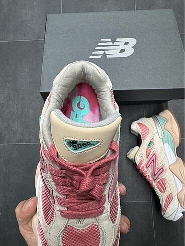 39 Beden New Balance 9060 Cookie Pink