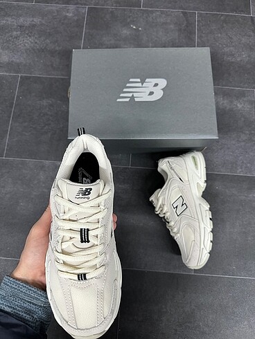 39 Beden New Balance 530 Beige