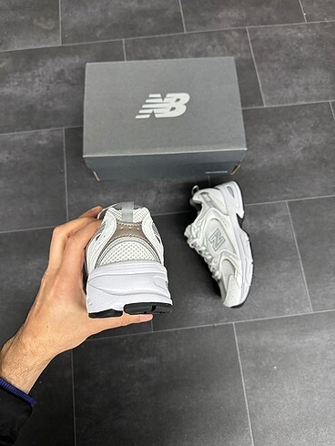 39 Beden çeşitli Renk New Balance 530 Silver
