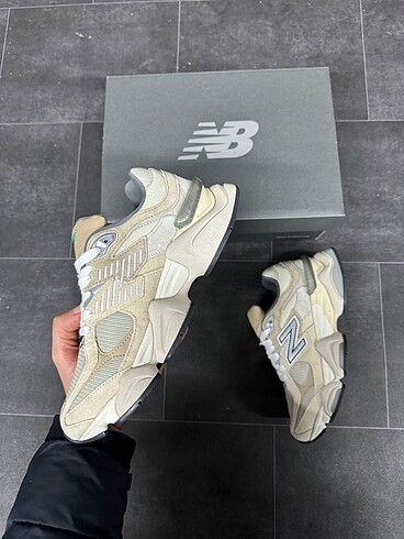 42 Beden New Balance 9060 Mindful