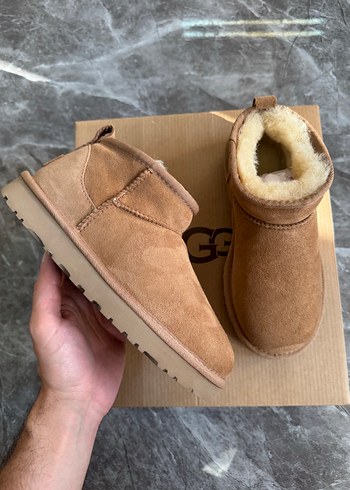 Ugg Mini Chestnut