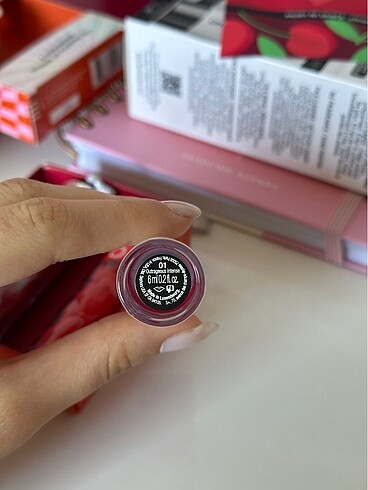 Sephora Sephora dolgunlaştırıcı gloss