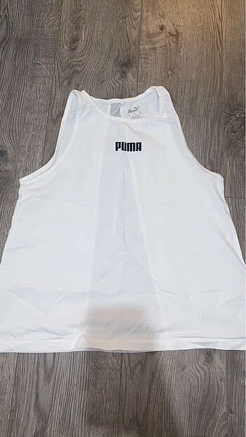 Puma sporcu üstü
