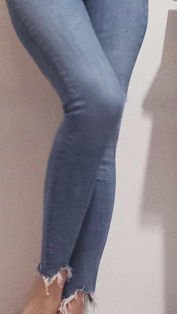 Beyaz sarı Salaş tişört ve pantolon - Görsel 2