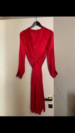 xs Beden Kırmızı saten elbise