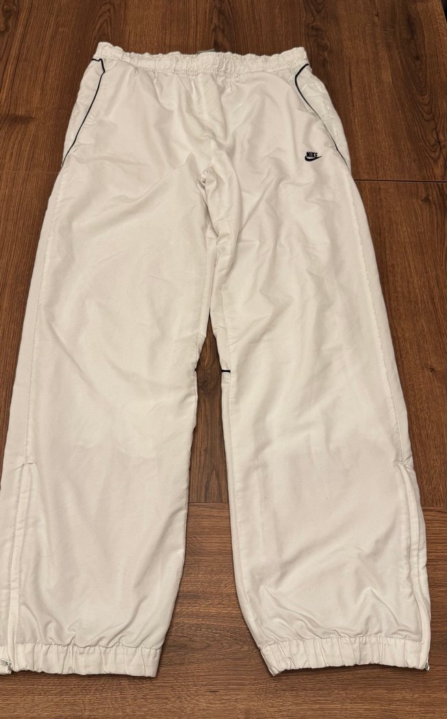 Beyaz renk Erkek Nike m beden eşofman altı - Görsel 2