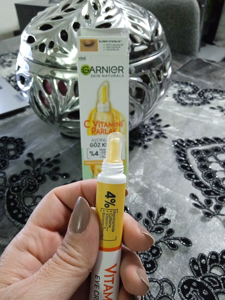 Garnier Vitamin C Parlaklık Veren Göz Kremi 4% - Görsel 4