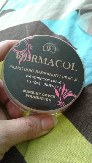Dermacol fondöten 