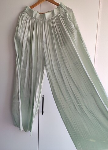 Zara Hem günlük hem şık pantolon