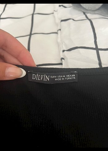 m Beden Dilvin Fitilli Uzun Kollu Siyah Bluz