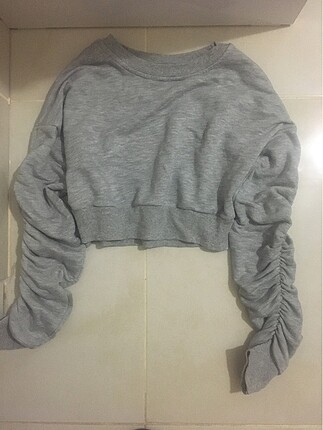 Crop sweatshirt