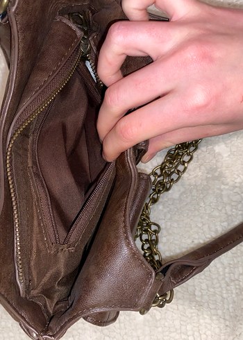 Stradivarius Zincir Detaylı Kahverengi Deri Kadın Çanta - Görsel 3