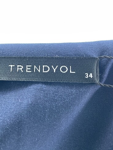 34 Beden çeşitli Renk Trendyol & Milla Kısa Elbise %70 İndirimli.