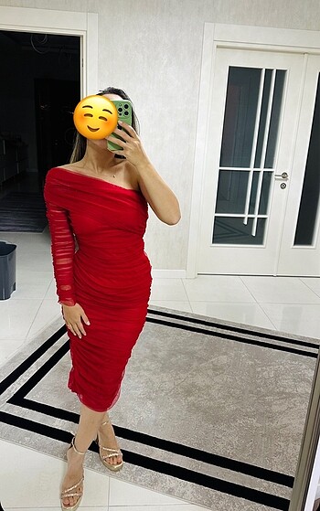 s Beden kırmızı Renk midi abiye elbise