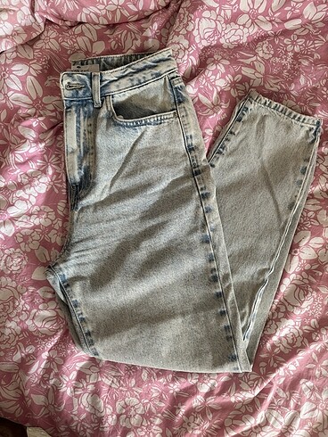 Zara cross jean